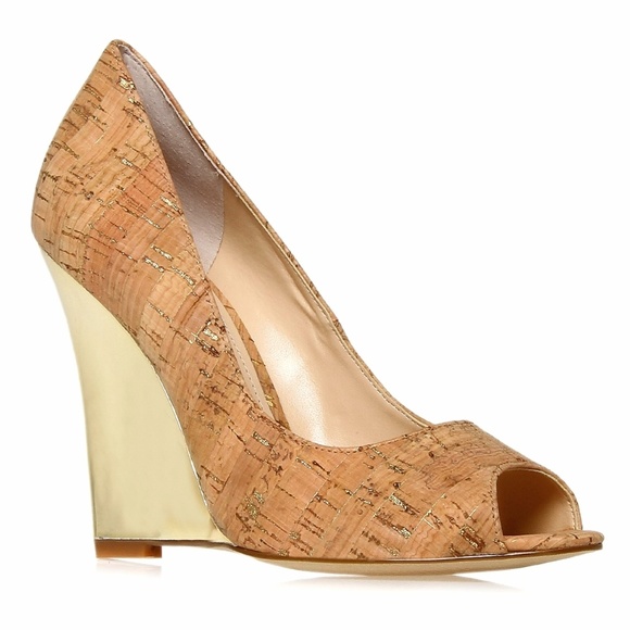 New Enzo Angiolini Amerly Gold Cork Wedge Heels - Picture 2 of 7